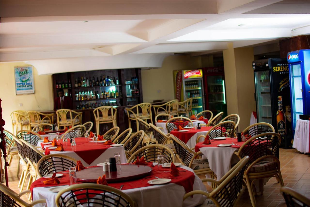 Impala Hotel Arusha Esterno foto
