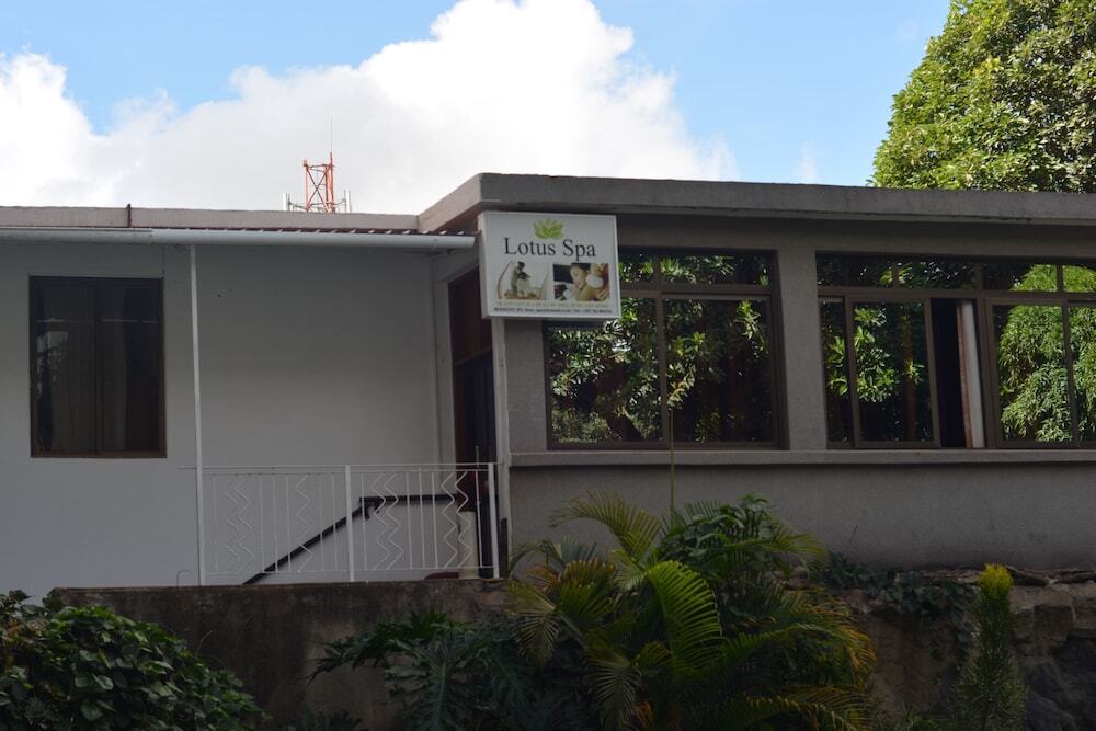 Impala Hotel Arusha Esterno foto